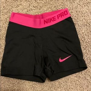 Black Nike Pros
